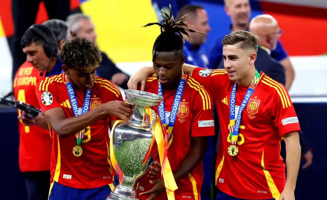 瑞士鏖战韩国，贝林厄姆扛起全队